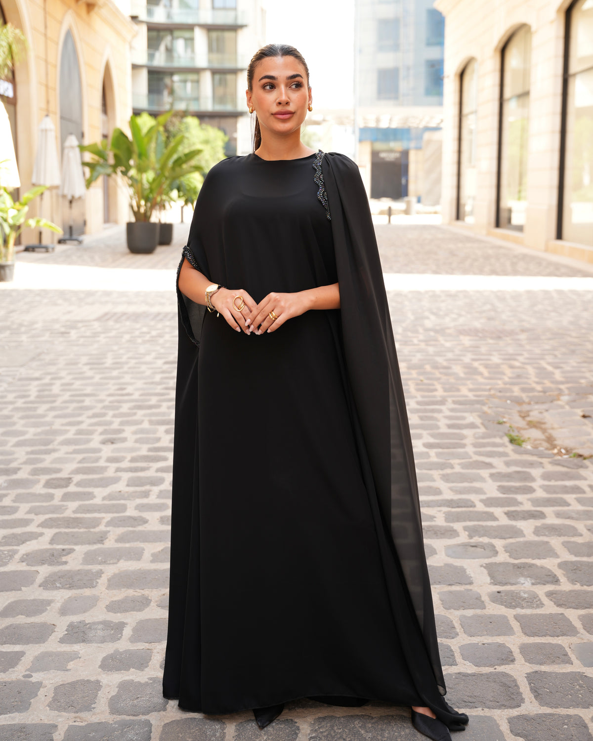 Queen abaya