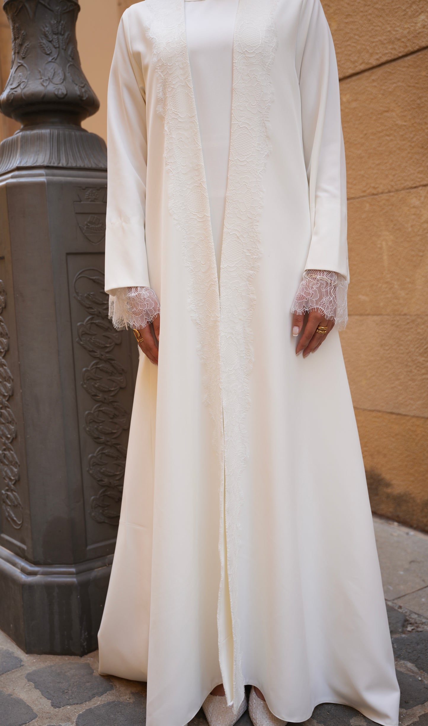 Classic abaya