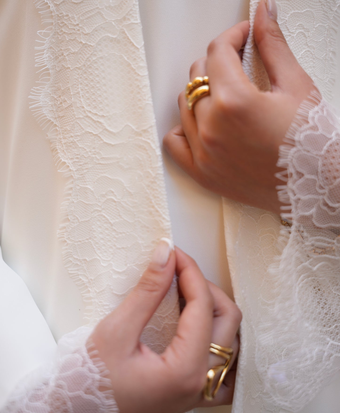 Classic abaya